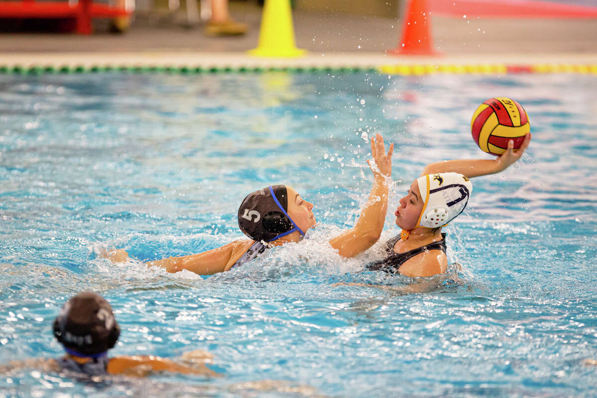 Brazoswood captures Region II-6A water polo championships