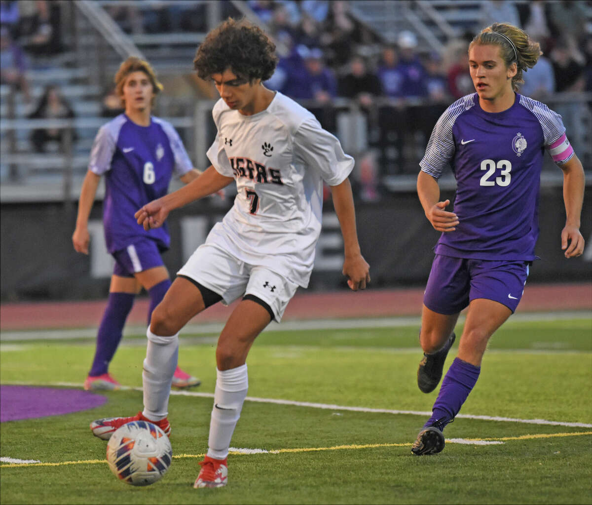 Edwardsville's Colin McGinnis with possession against Collinsville on Saturday in the Class 3A Collinsville Regional championship game in Collinsville.