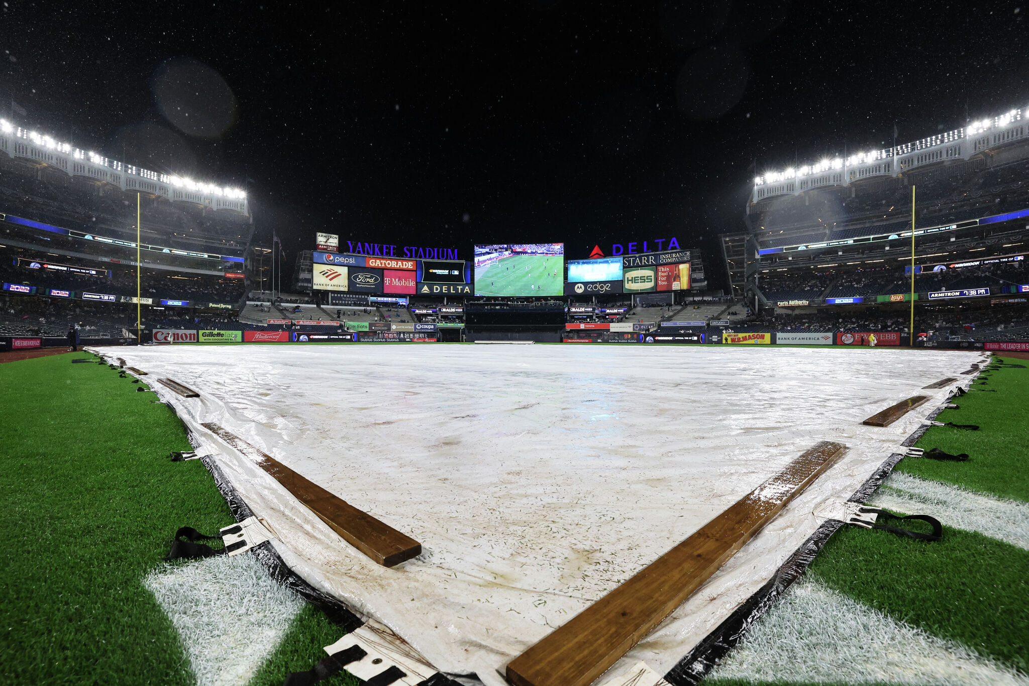 A Yankee Stadium Snow Day 