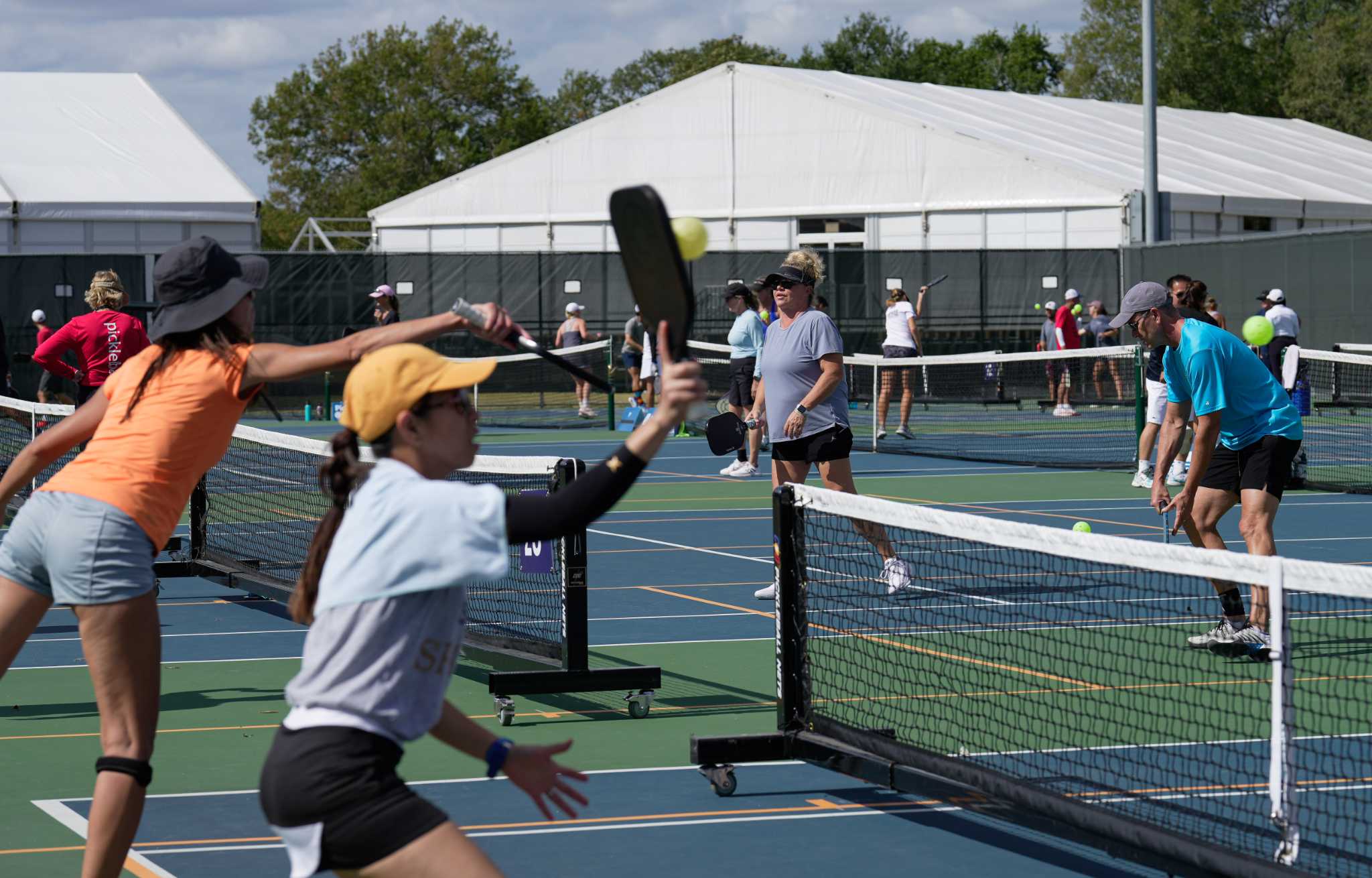 Professional Pickleball Players Visit New Pickleball Courts at