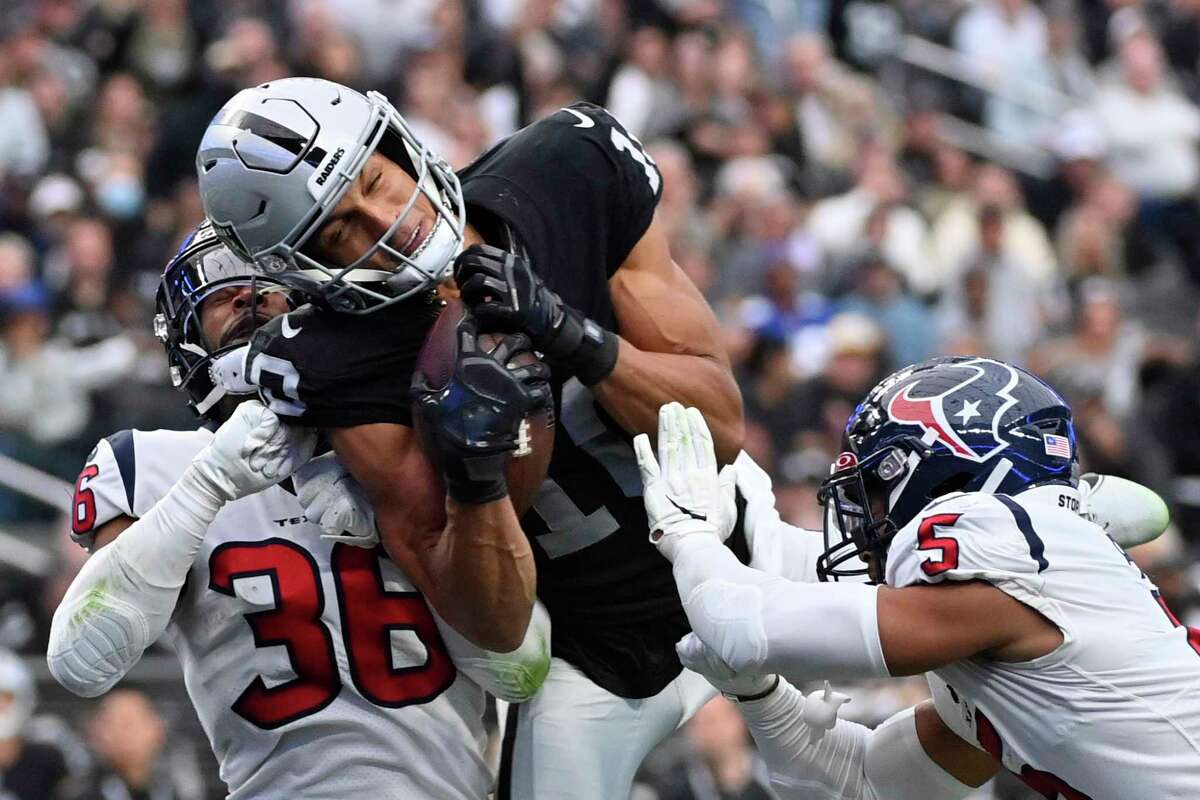 Raiders' best, worst players from first half of 2022 NFL season