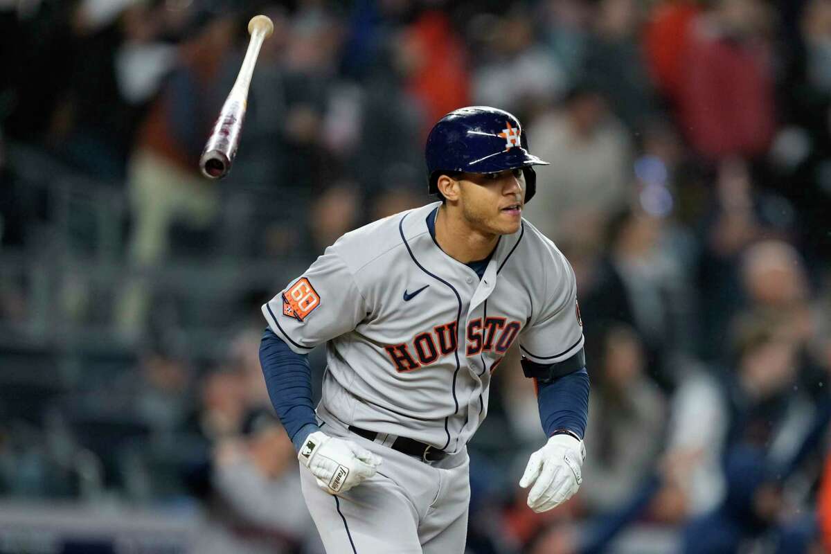 Astros Jeremy Peña Does This Gesture After Home Runs & The Reason Will Melt  Your Heart - Narcity