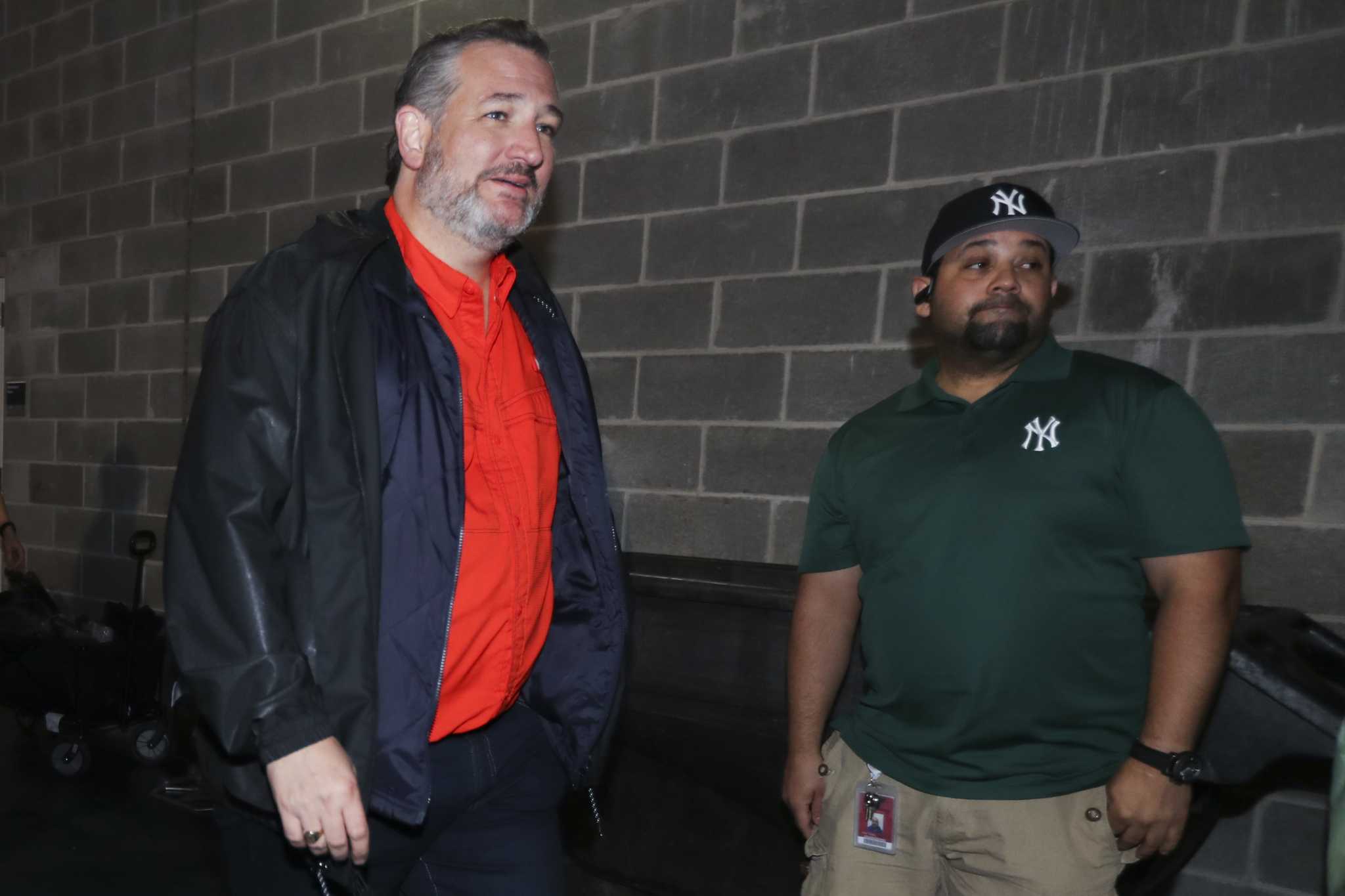 Baseball Fans Flip Off Ted Cruz During Game at Yankee Stadium