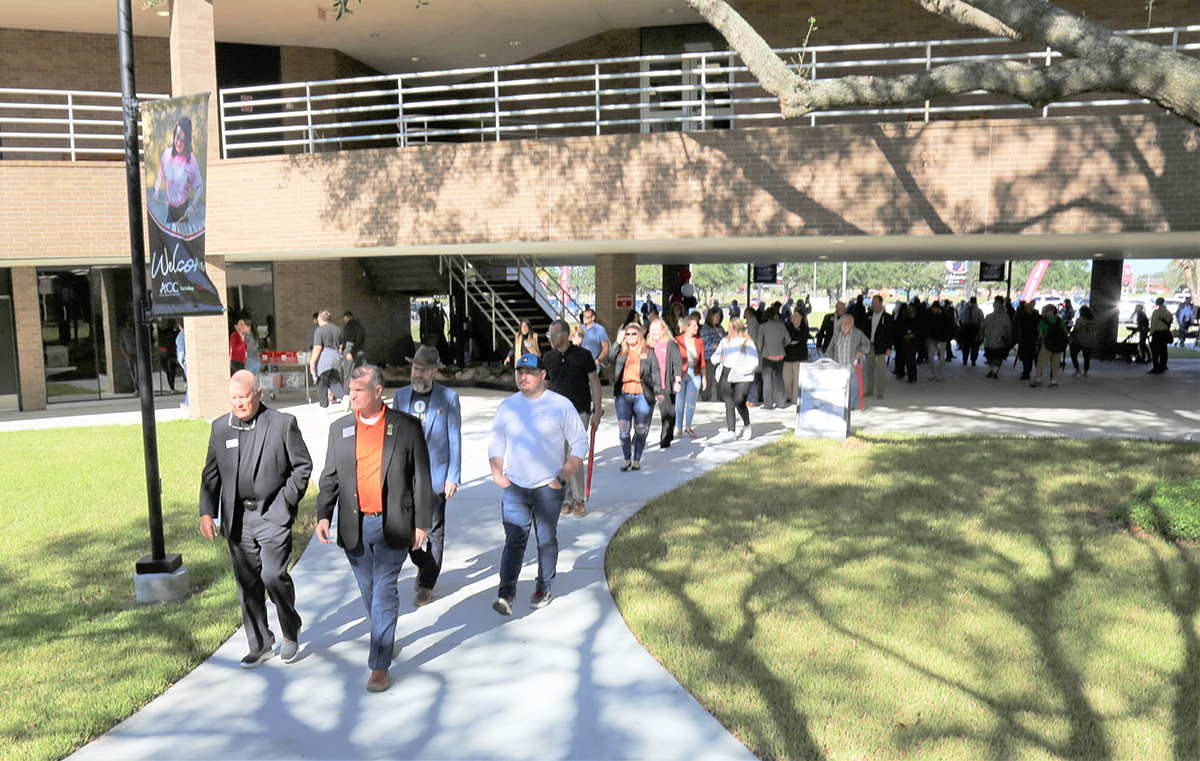 Alvin Community College marks completion of 25M renovation