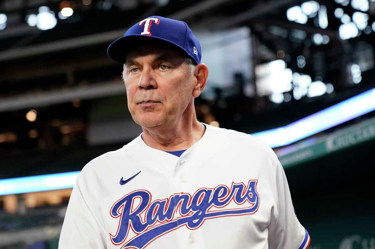 After three titles with Giants, Bruce Bochy speaks of winning a new one  with Rangers