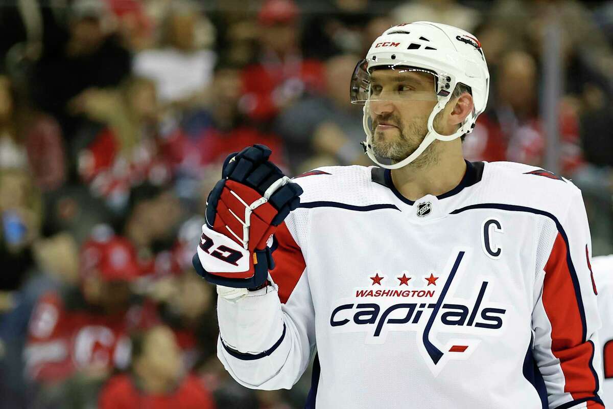 Alexander Ovechkin scores goal No. 783 to lead Caps past Devils