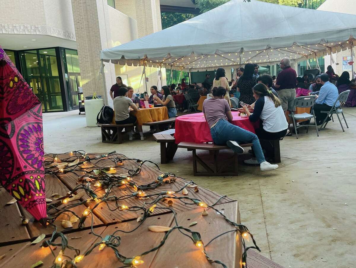 TAMIU held a celebration for the start of the Diwali Festival on Monday, Oct. 26. The event featured a sitar performance from Dr. Emily Vanchella, Indian food, henna tattoos and more.