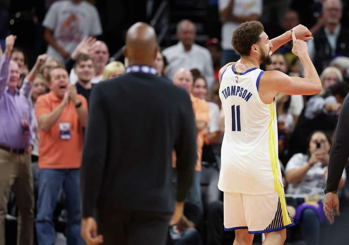 Feisty and frustrated Thompson ejected as Suns rout Warriors