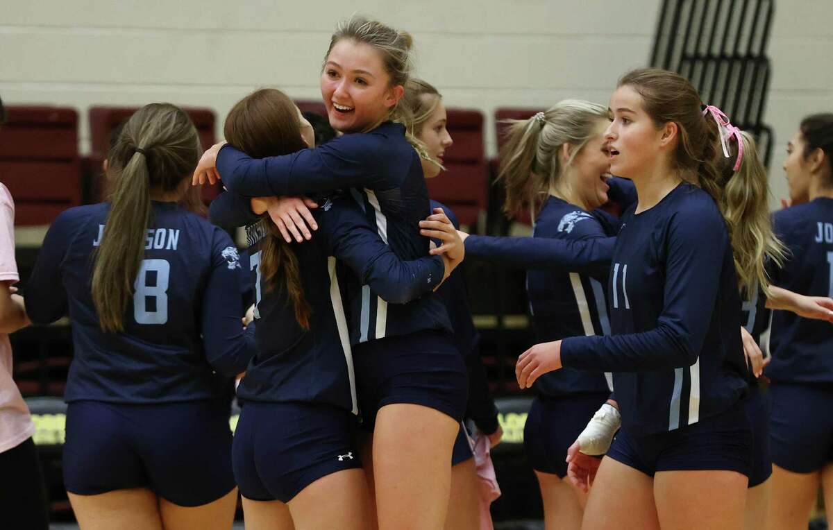 Johnson volleyball beats Madison to secure a playoff berth