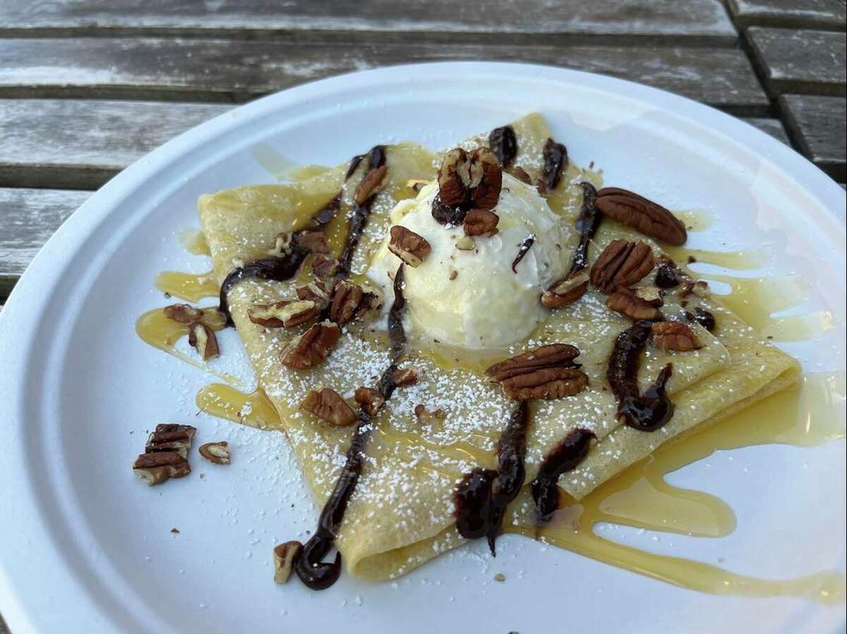 Out to Lunch with Tori Crepes Et Amis