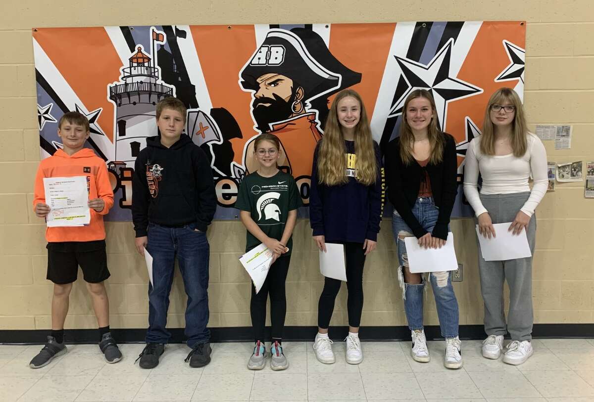 L to R: Blaine Pierson (7th grade), Joseph Geiger (7th grade), Reagan Booms (6th grade), Sophia Tamlyn (6th grade), Jada Schave (8th grade), Cailin Spearman (8th grade).