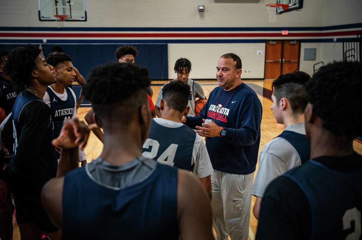 Head basketball coach, David Martinez, coaches the varsity and junior varsity boys’ basketball teams, during their first practice of the season on Wednesday, October 26, 2022 at Atascocita High School in Humble, Texas. (Meridith Kohut / For the Houston Chronicle)