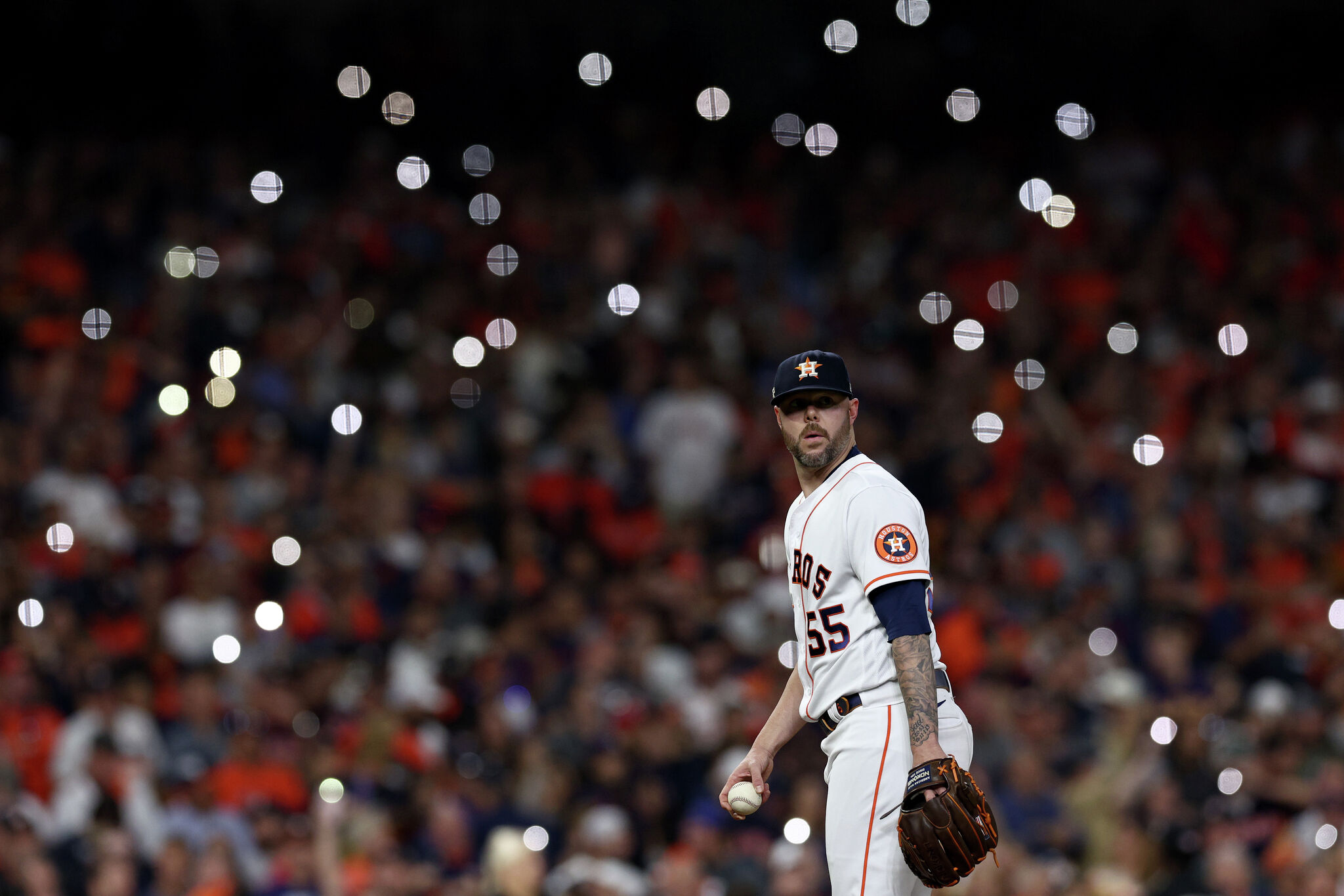Astros closer Ryan Pressly discusses origin of walk-out song