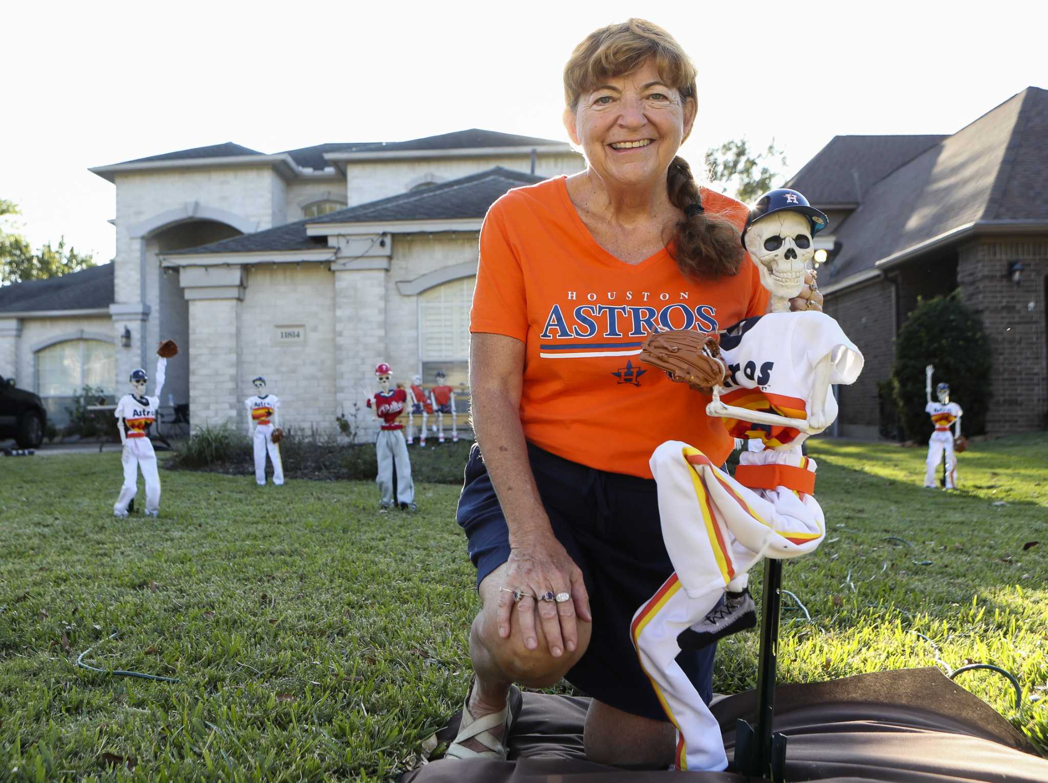 Houston couple uses skeletons to chart Astros' World Series path