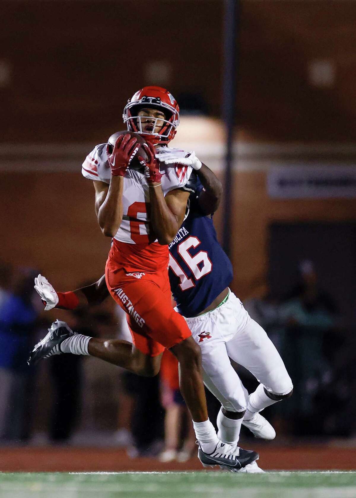 High school football: North Shore stays unbeaten