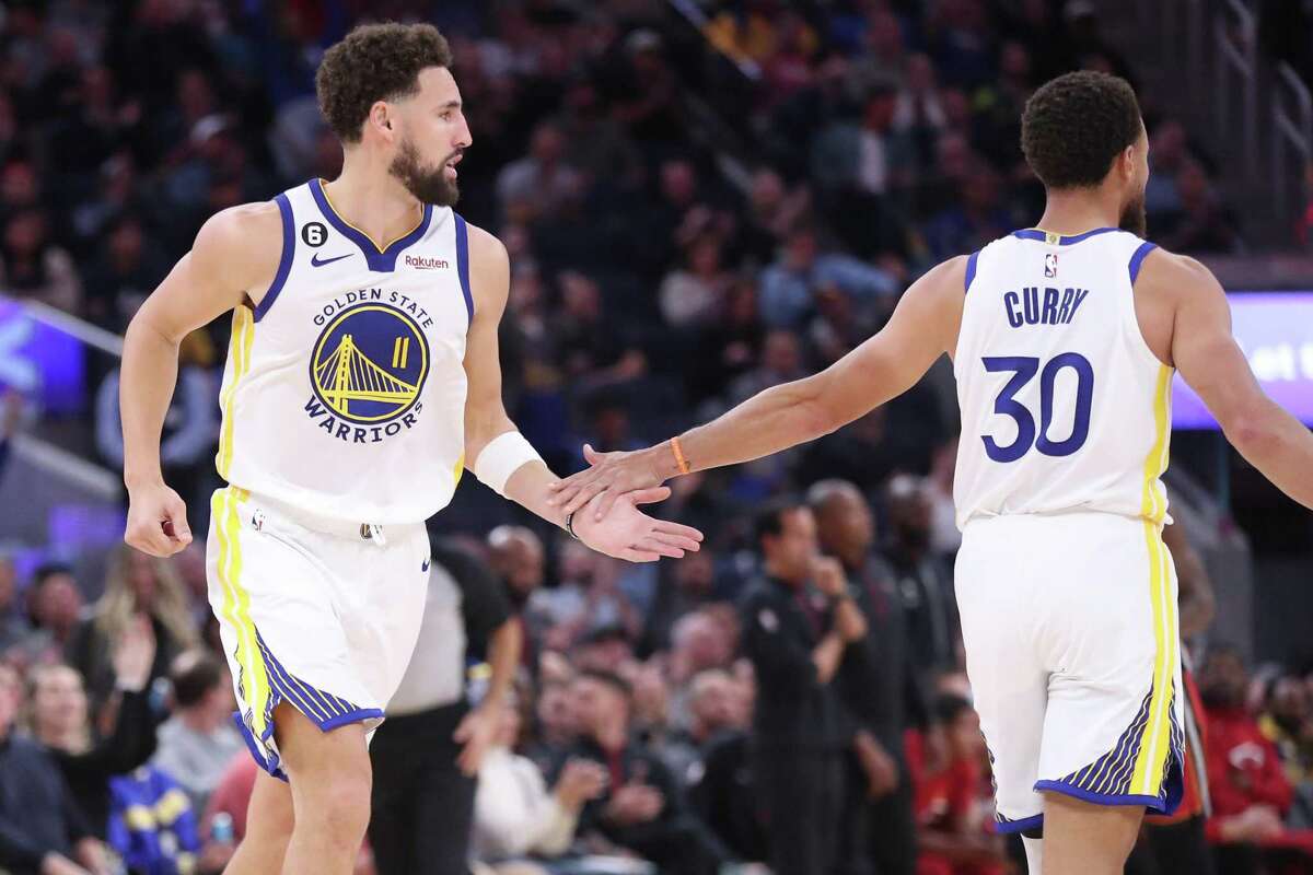 Klay Thompson tops Warriors teammate Steph Curry to win three-point contest  – New York Daily News