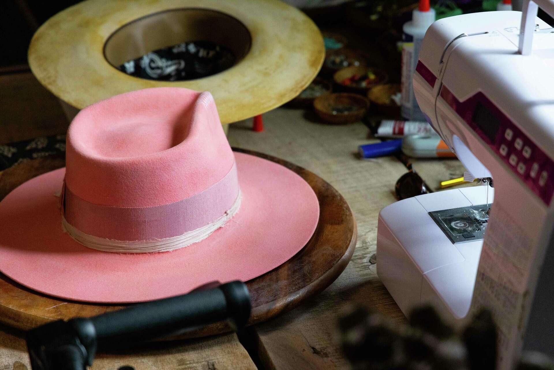 For Round Top pop-up near Marburger, not even 700 hats is enough display picture 2