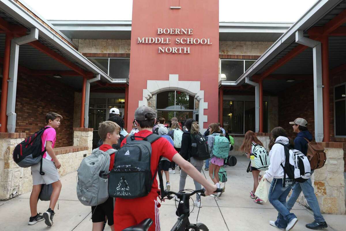 Students arrive for classes at Boerne Middle School in Boerne, Texas, Tuesday, Oct. 4, 2022.