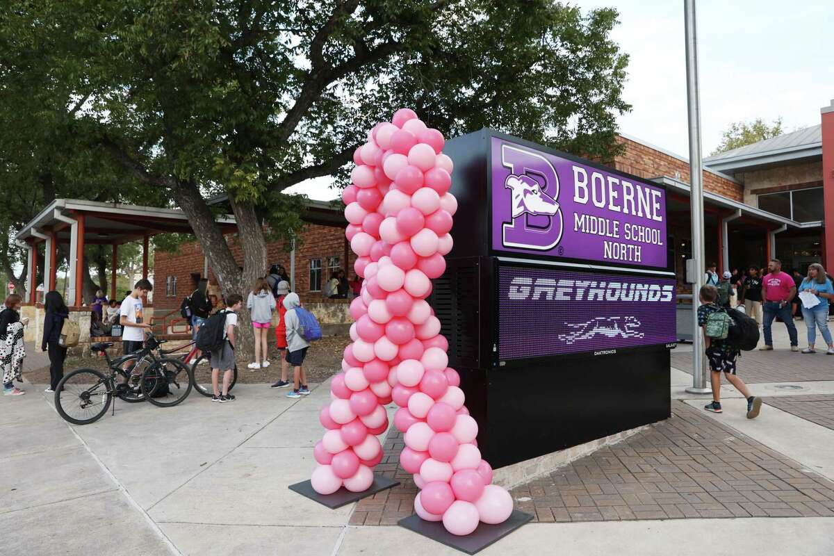 Students arrive for classes at Boerne Middle School in Boerne, Texas, Tuesday, Oct. 4, 2022.