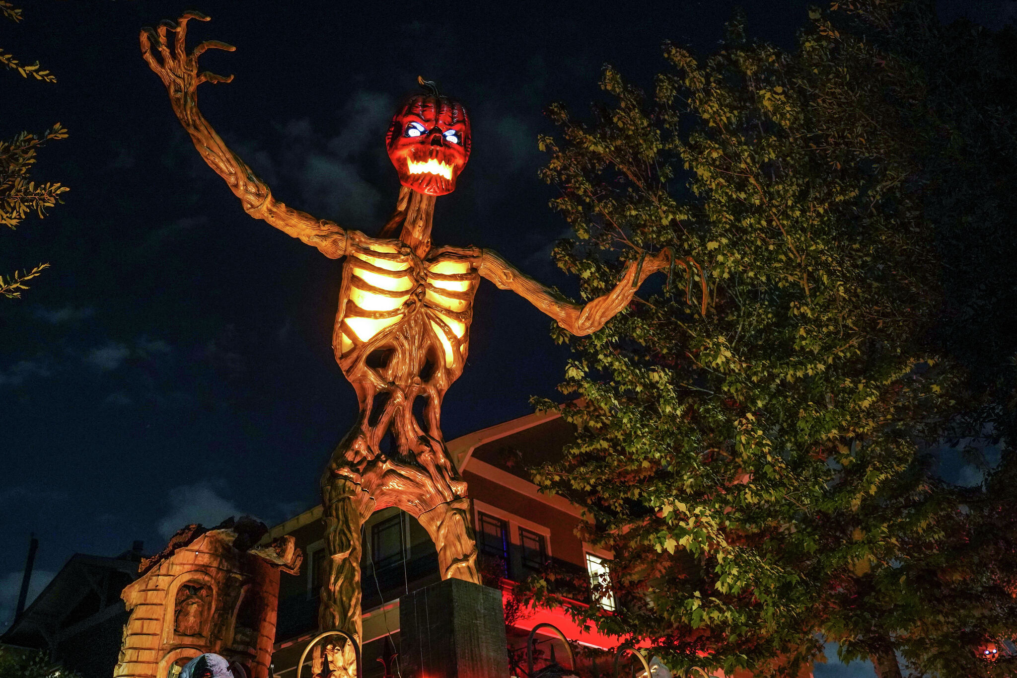 Best Houston Halloween Decorations, According To Readers