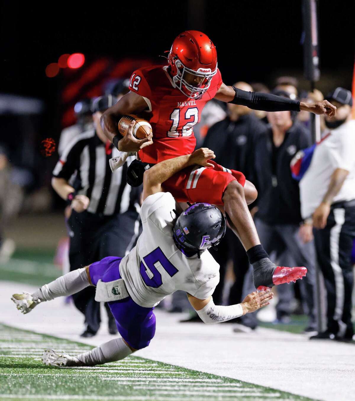 Manvel Football Fulshear Chargers grind out win against Manvel Mavericks