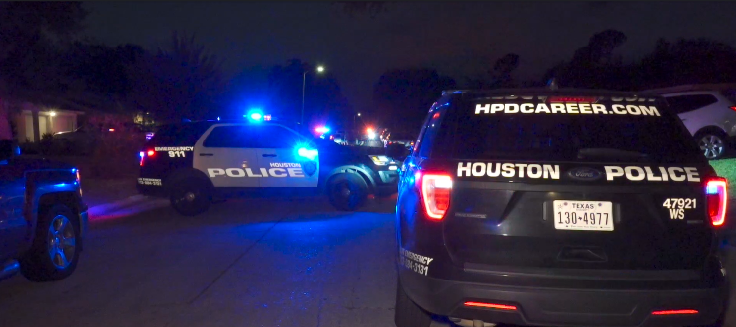 4 injured in multiple shootings across Houston