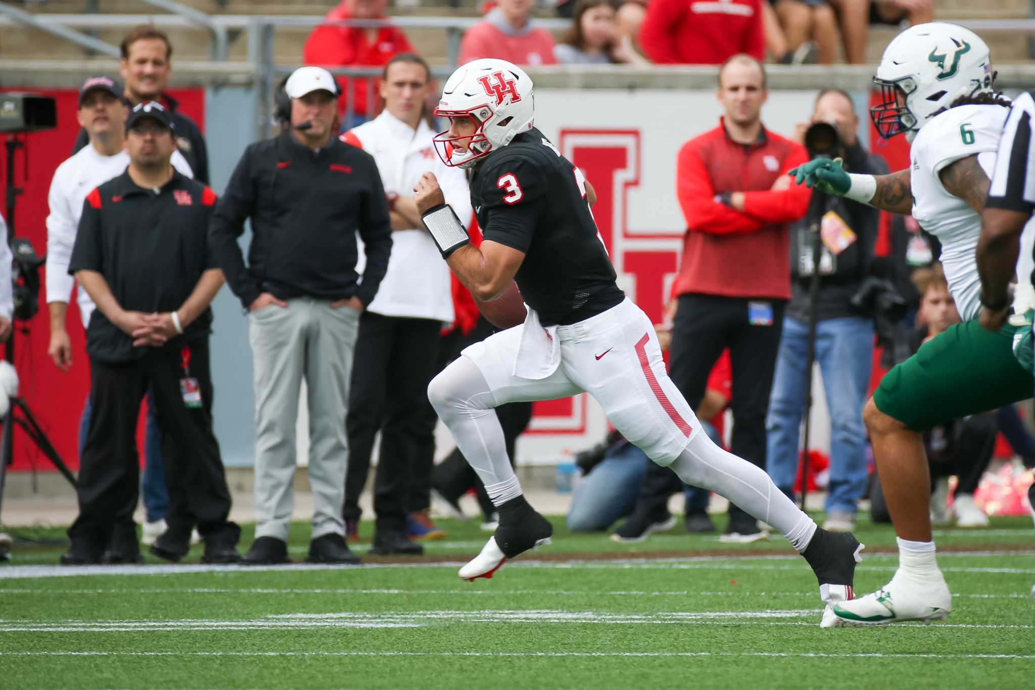 University Of Houston's Clayton Tune AAC Offensive Player Of Week