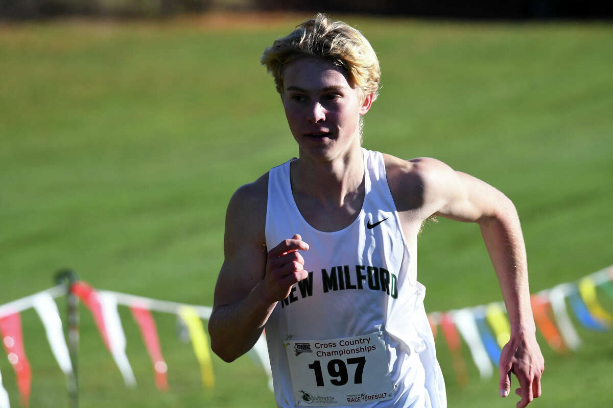 2022 CIAC boys cross country state championship roundup at Wickham Park.