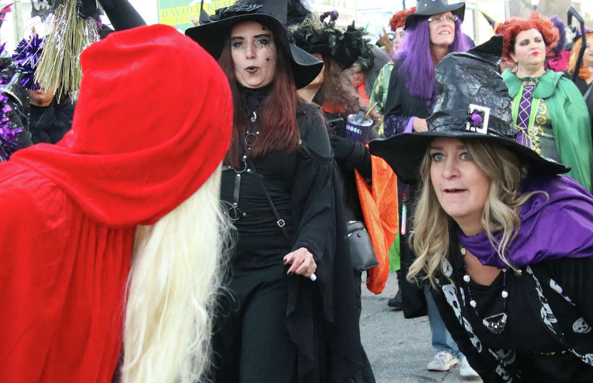 More than 1,000 people take part in Caseville Witch Walk