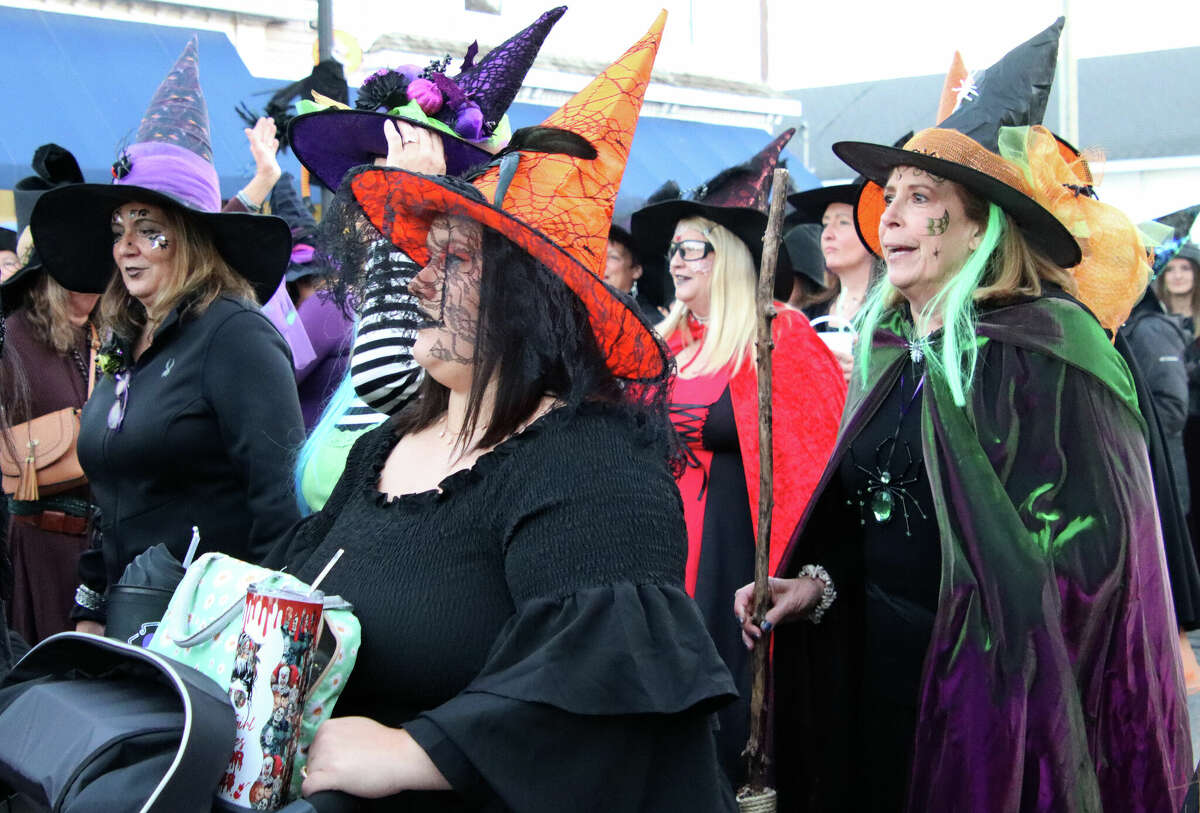 More than 1,000 people take part in Caseville Witch Walk