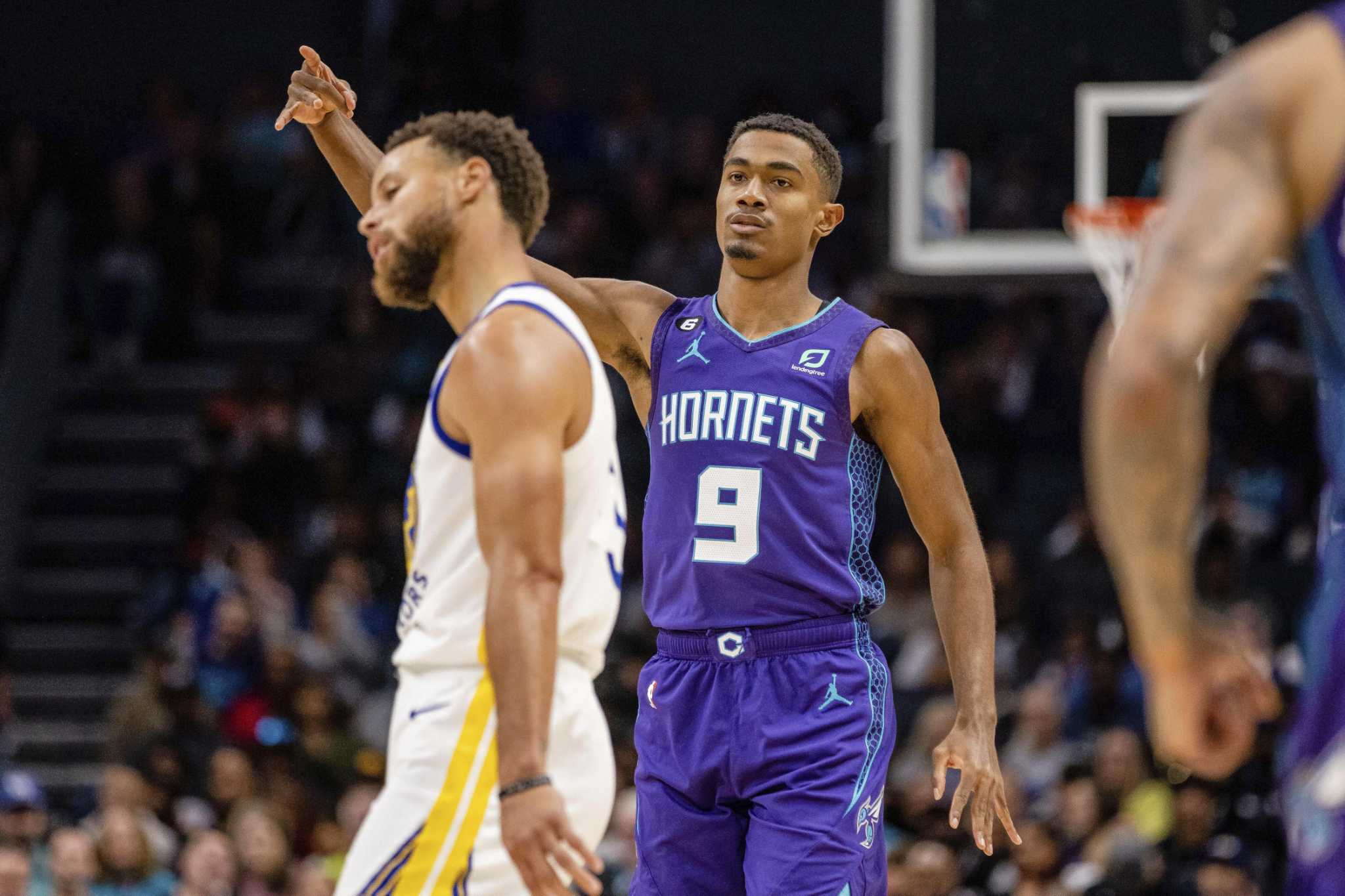 Steph Curry, Jordan Poole fuel rally but Warriors fall to Hornets in  overtime