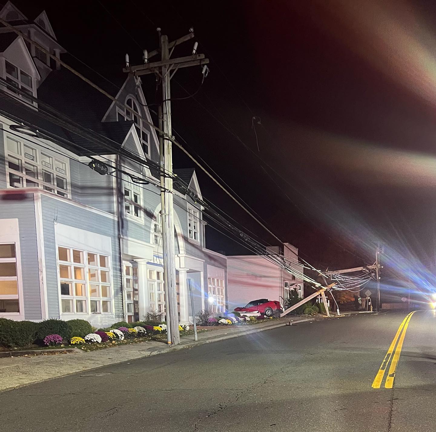 Power outages linger in Fairfield after overnight crash