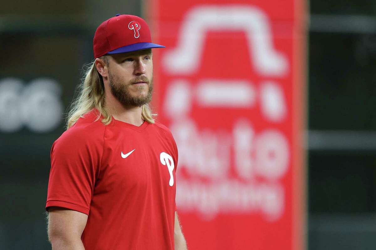 Phillies' Game 3 starter Noah Syndergaard may be on short leasjh