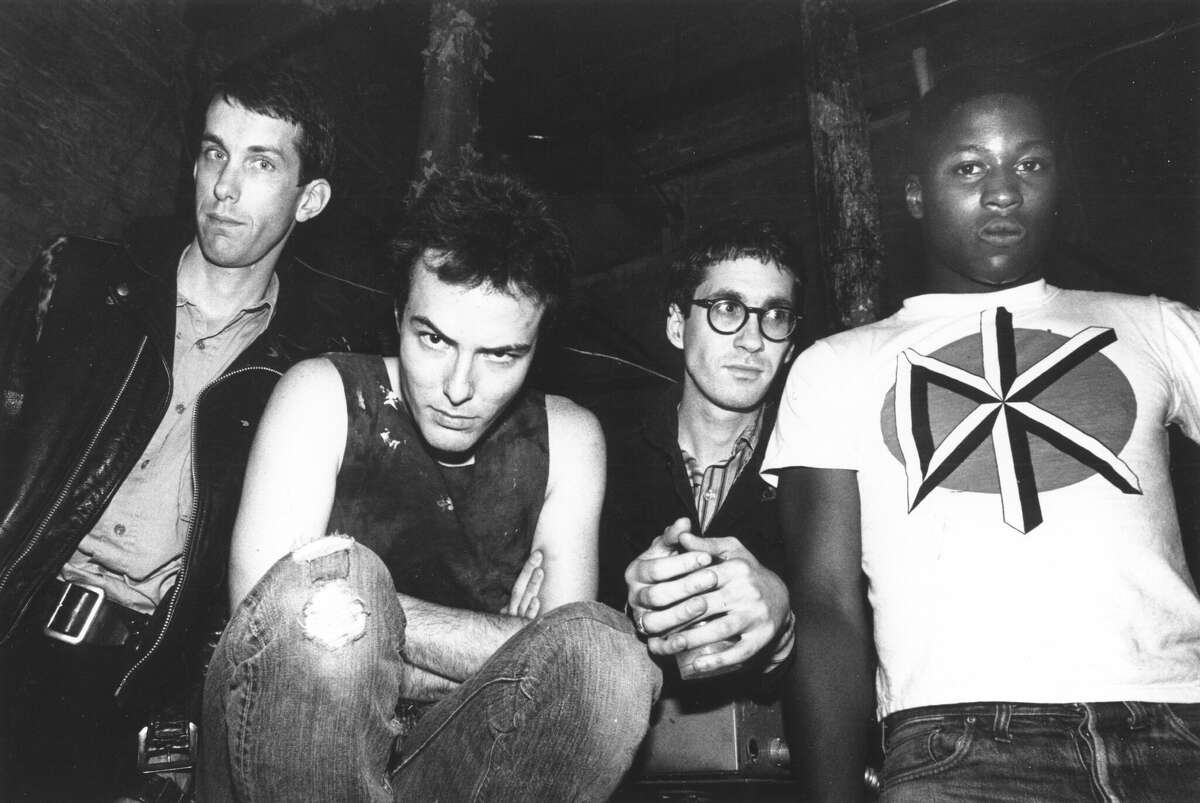 A photograph  of the Dead Kennedys successful  1980. 