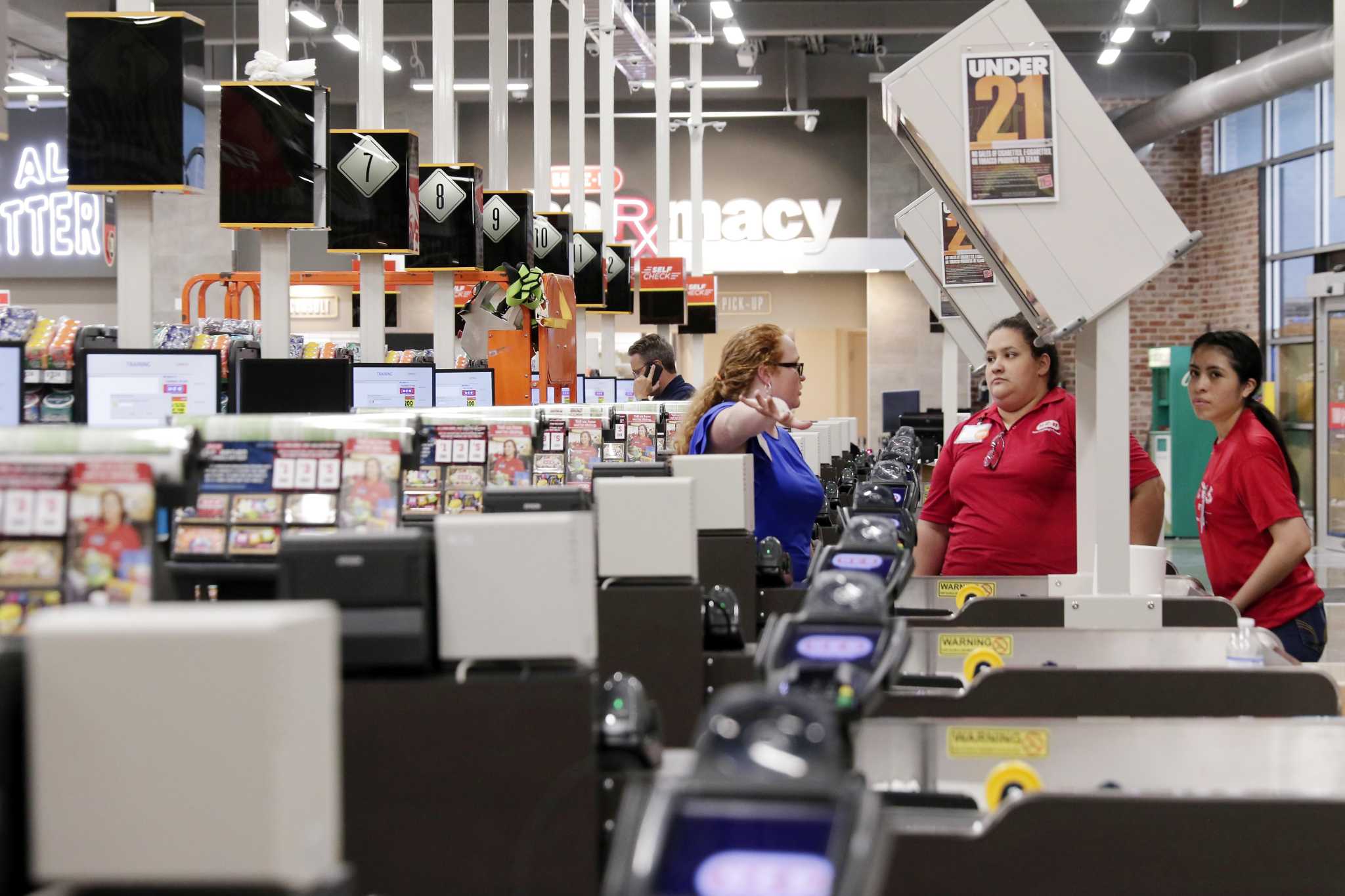 Texans Say It's Time For H-E-B To Accept Apple Pay