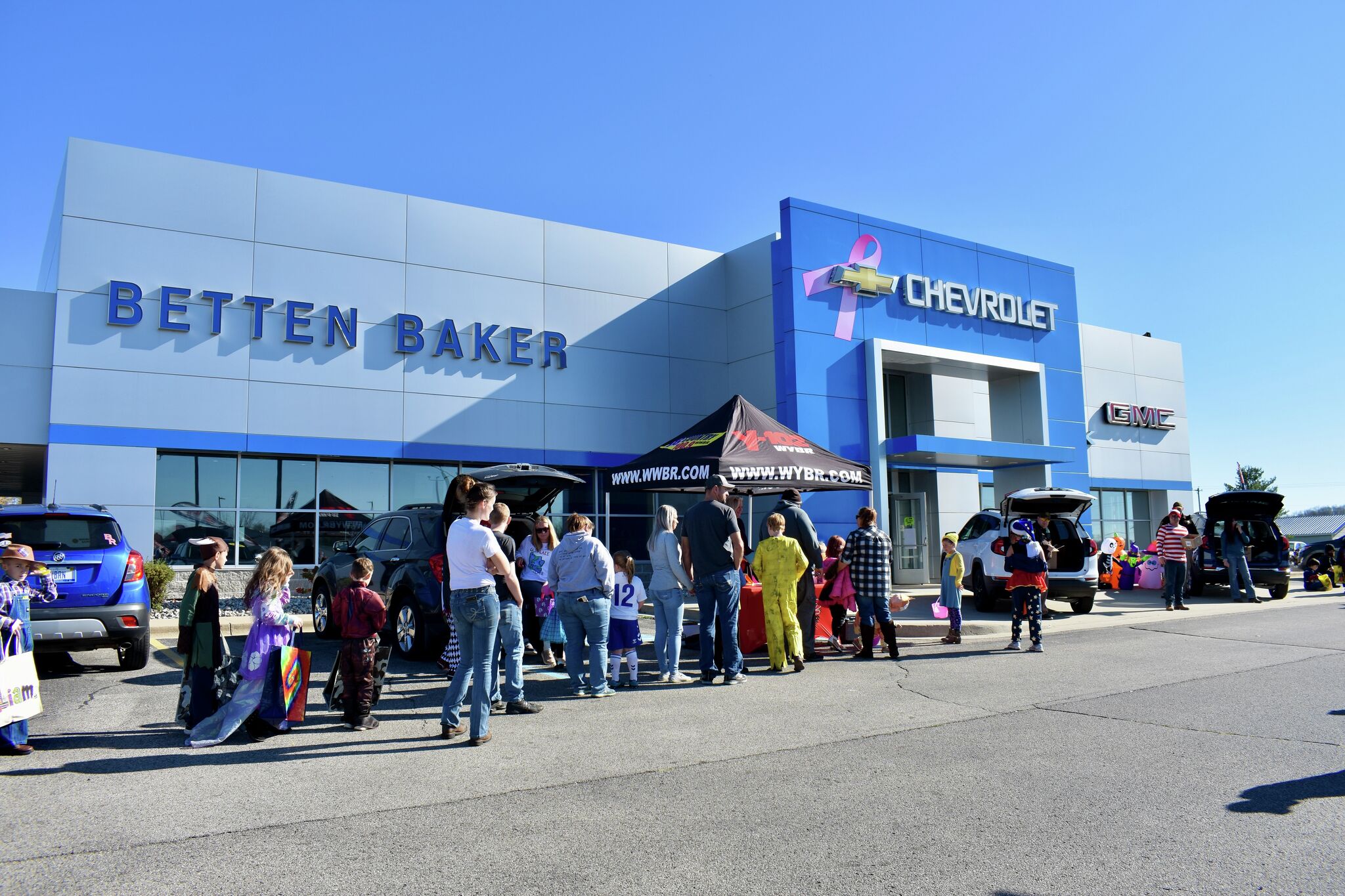 BettenBaker Chevrolet hosts trunk or treat event for families