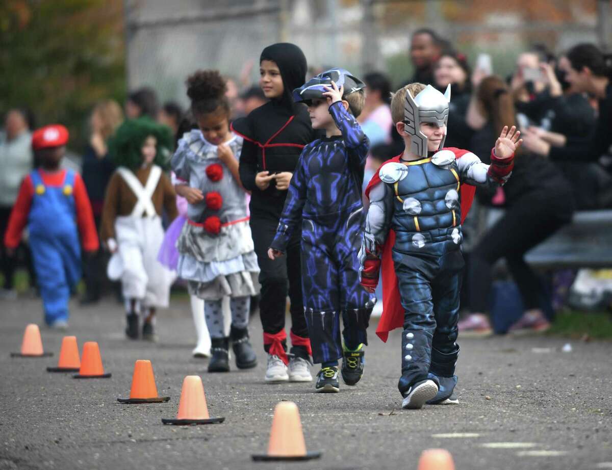 In Photos Stamford students show off costumes at Stillmeadow School’s