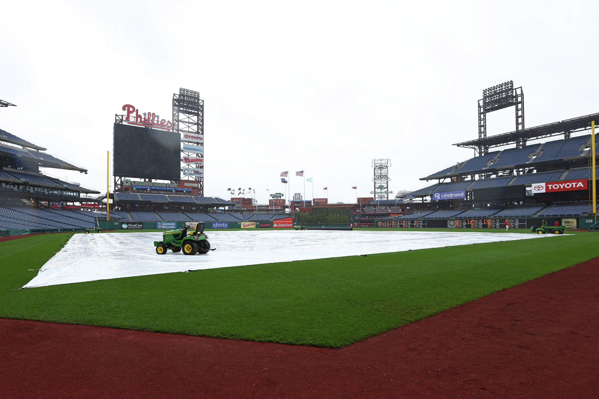 World Series Game 3 postponed due to rain in Philadelphia