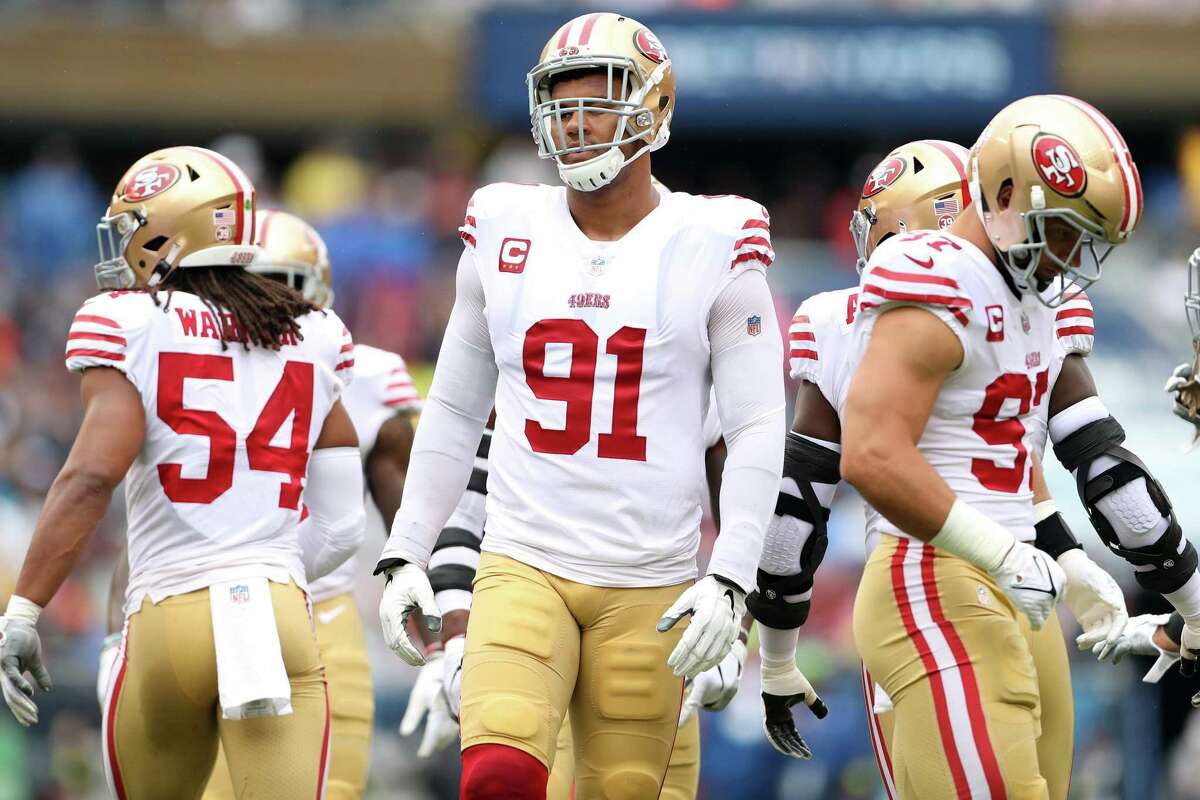 San Francisco 49ers’ Fred Warner (54), Arik Armstead (91) and Nick Bosa during 19-10 loss to Chicago Bears during NFL game at Soldier Field in Chicago, IL, on Sunday, September 11, 2022.