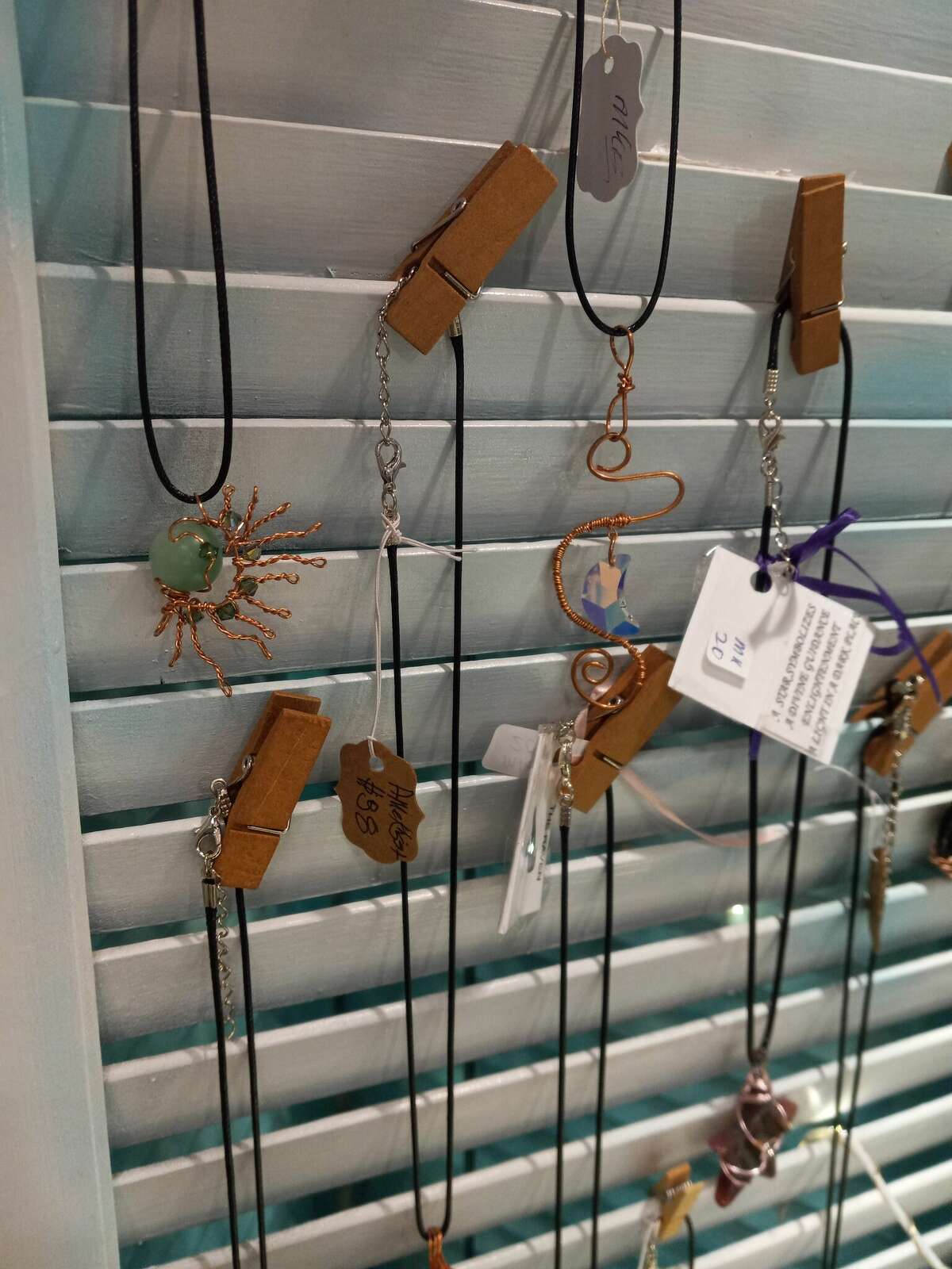 Kelly's Crystals, Wild at Heart join forces