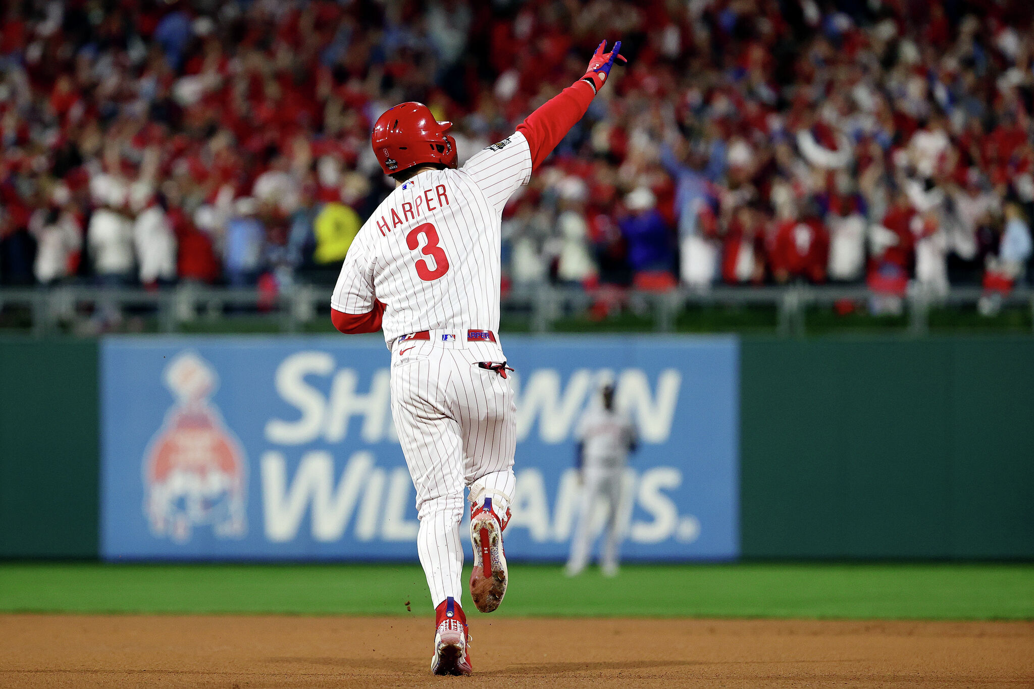 World Series Game 3: Phillies Beat Houston Astros, 7-0, Two Wins From Title  - Bloomberg