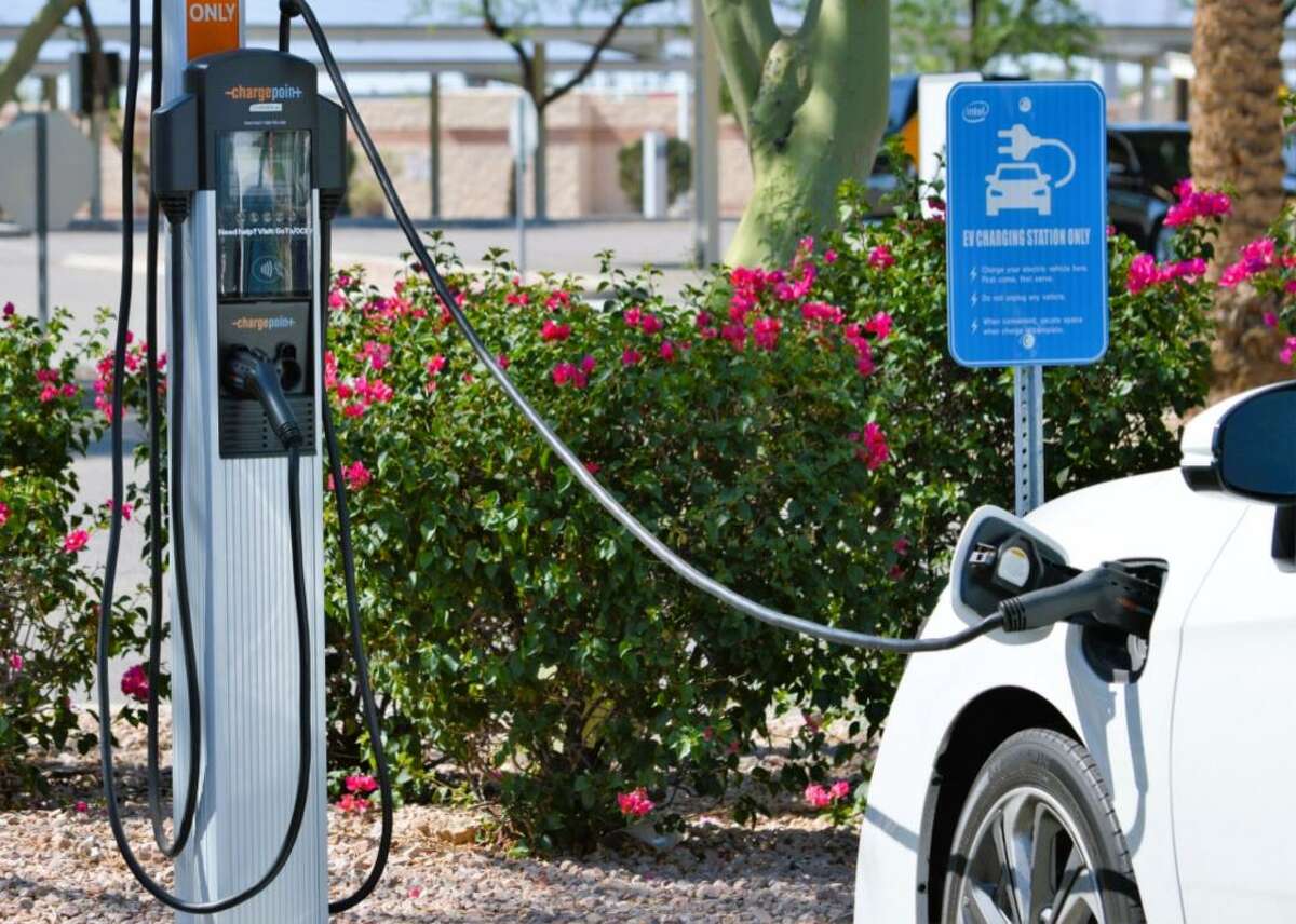 #7. Arizona - Electric vehicle charging stations opened September 2020 and earlier: 311 - Electric vehicle charging stations opened after September 2020: 536 - Percentage increase 2020-22: 172.3% Arizona took advantage of the IIJA quickly, becoming one of the first states to approve its plans for installing and accommodating additional electric charging stations. The state currently has 40,740 registered electric vehicles. Over the coming year, Arizona will have access to $27.6 million to begin implementing EV infrastructure, with a remaining $48.9 million available over the next five years. The Arizona Department of Transportation will designate Alternative Fuel Corridors and new charging stations. Existing stations will also be updated, with key locations continually identified.