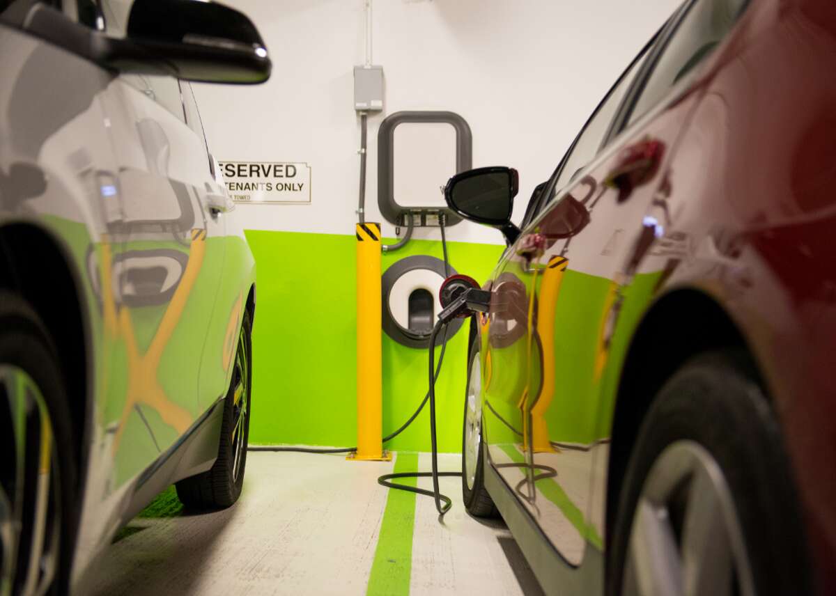 #2. Michigan - Electric vehicle charging stations opened September 2020 and earlier: 328 - Electric vehicle charging stations opened after September 2020: 684 - Percentage increase 2020-22: 208.5% It makes sense that Michigan would lead the way in transformative policies for vehicles, considering it is the vehicle manufacturing capital of the U.S. The state's 17,460 registered electric vehicles stand to grow once several planned EV infrastructures are implemented. Gov. Gretchen Whitmer recently announced that the companies Gotion and Our Next Energy will build EV battery plants worth around $4 billion in Big Rapids and Wayne County. Initiatives like the Charge Up Michigan Placement Project and Alternative Fuel Vehicle Emissions Inspection Exemption incentivize individuals to opt for electric vehicles. Michigan has also made efforts to drum up excitement around electric vehicles with events like electric vehicle ride-and-drives, where locals can test drive EVs.