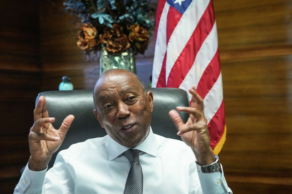 Houston Mayor Sylvester Turner Says He Was Diagnosed With Cancer