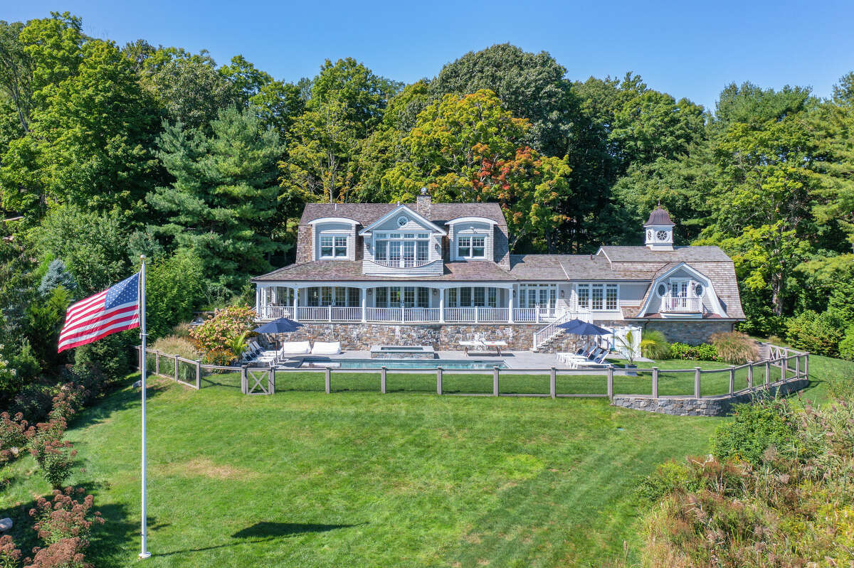 Essex Home On Ct River With Floating Dock Listed For $5.2m