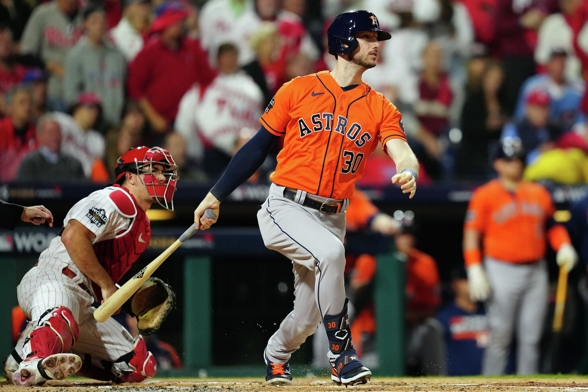 Astros offense gets going with quality at-bats in Game 4 win