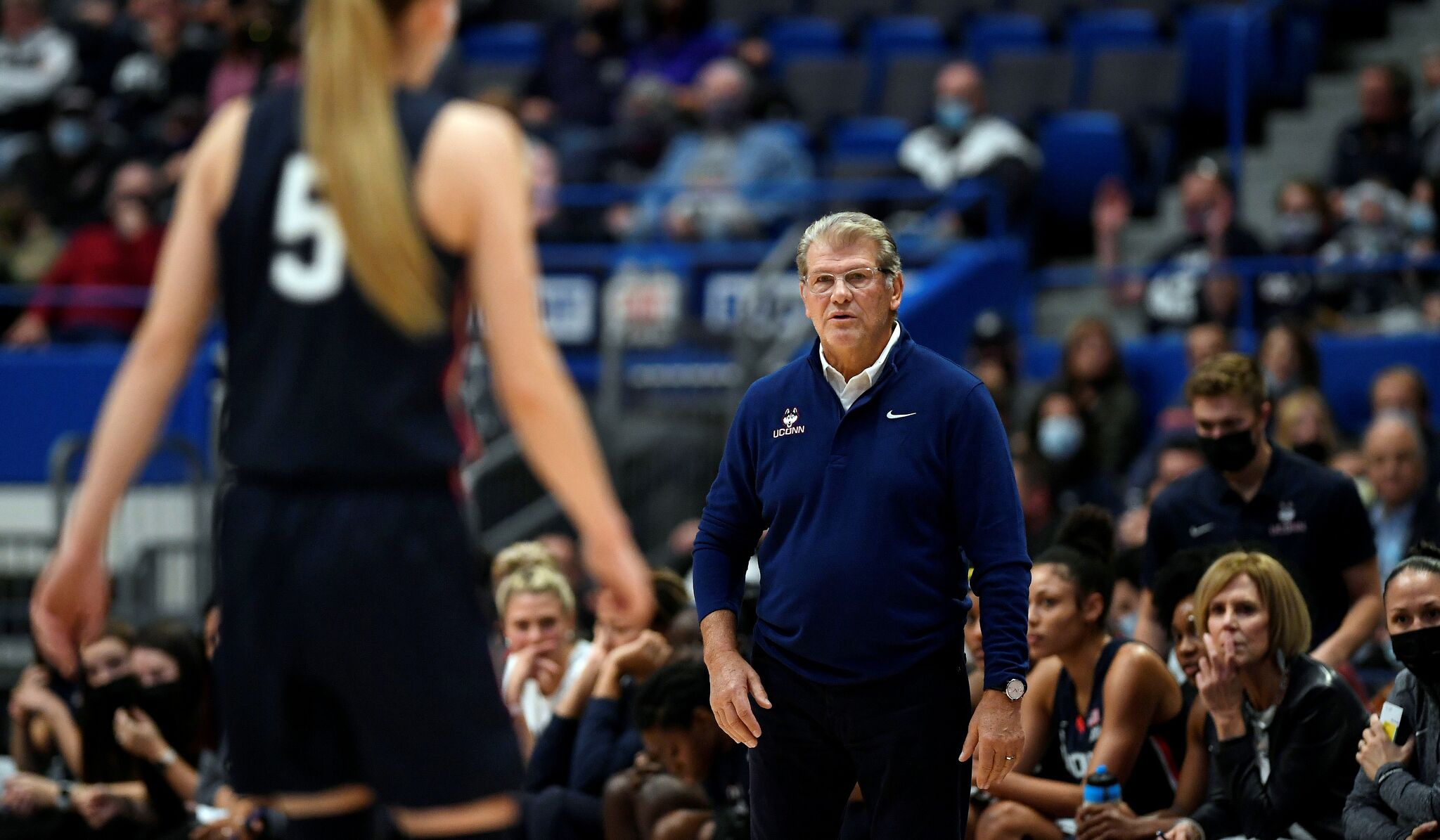 Uconn Coach Geno Auriemma Adjusting Without Paige Bueckers 