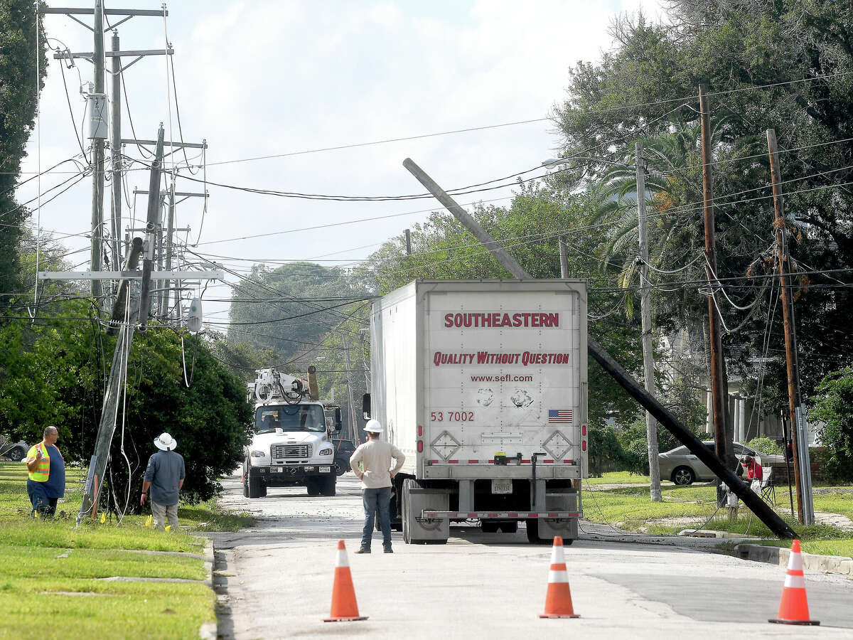 Several blocks in Old Town were without power Thursday afternoon due to a truck striking a utility pole at 6th and Broadway Streets. Photo made Thursday, November 3, 2022 Kim Brent/Beaumont Enterprise