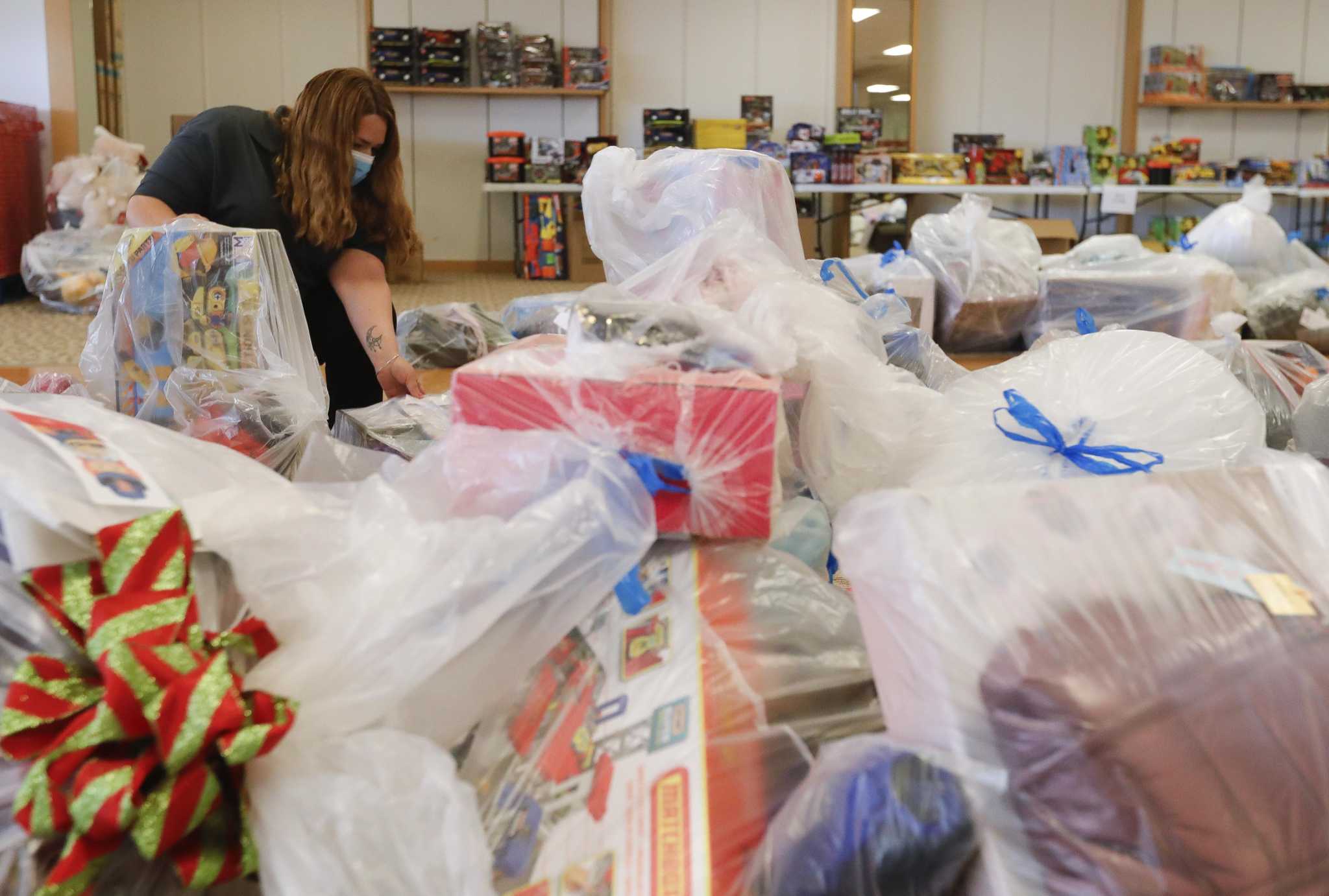 Salvation Army Angel Tree Program Kicks Off In Houston Area