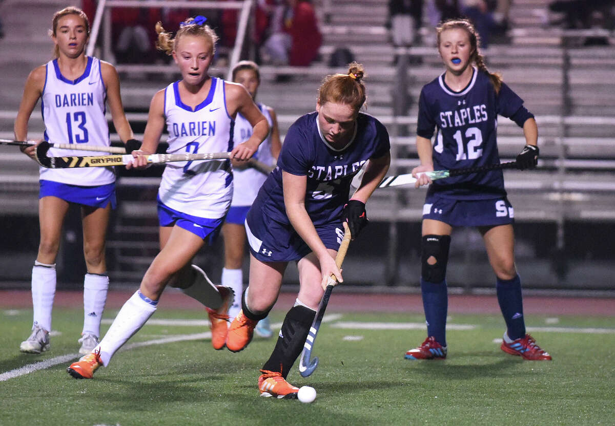 Darien shuts out Staples for FCIAC field hockey championship.